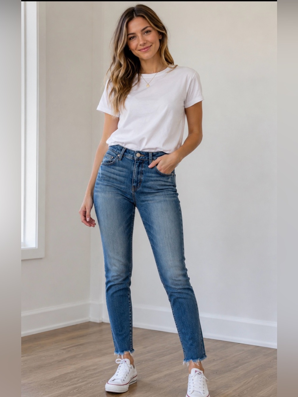 AMO Women's Skinny Jeans in Medium Blue Wash